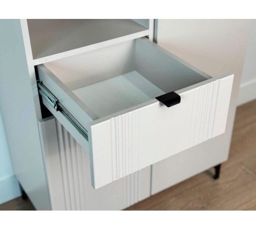 Комод 1 ящ 2 дв Рич, кашемир/фрапучино матовый/черный