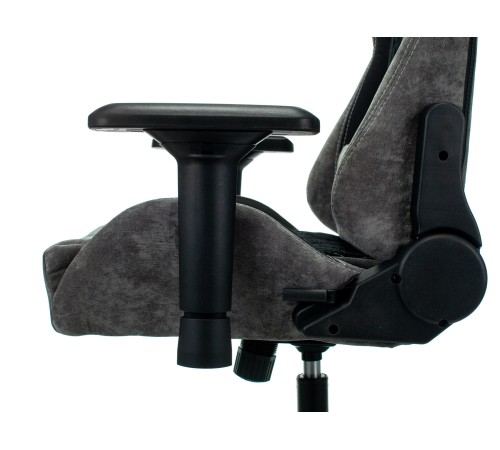1382453 Кресло игровое Бюрократ VIKING 7 KNIGHT B FABRIC черный текстиль/эко.кожа крестовина металл