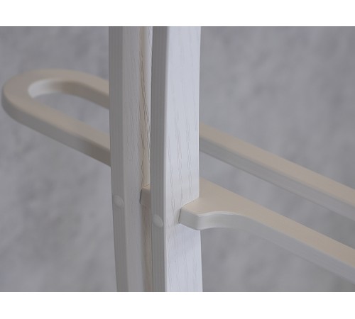 Вешалка костюмная Галант 334, белый