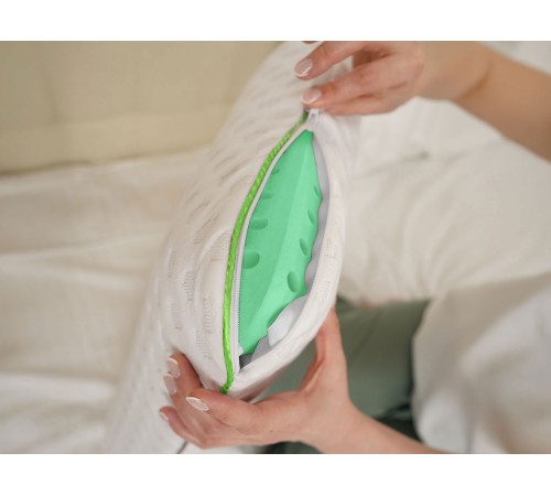 Подушка Status mint