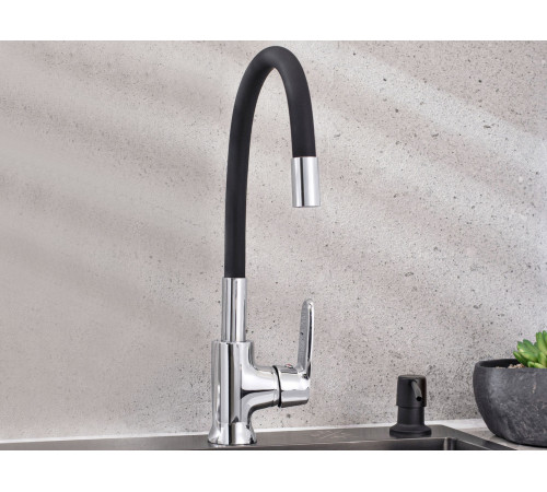 Смеситель кухонный гибкий РМС SL123BL-016F-1, хром/черный