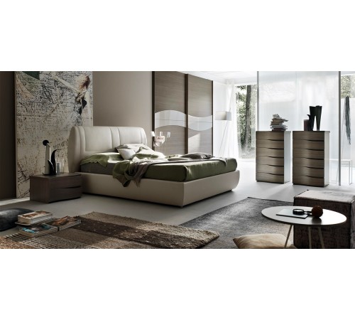 Дизайнерская кровать Бурс с мягким изголовьем